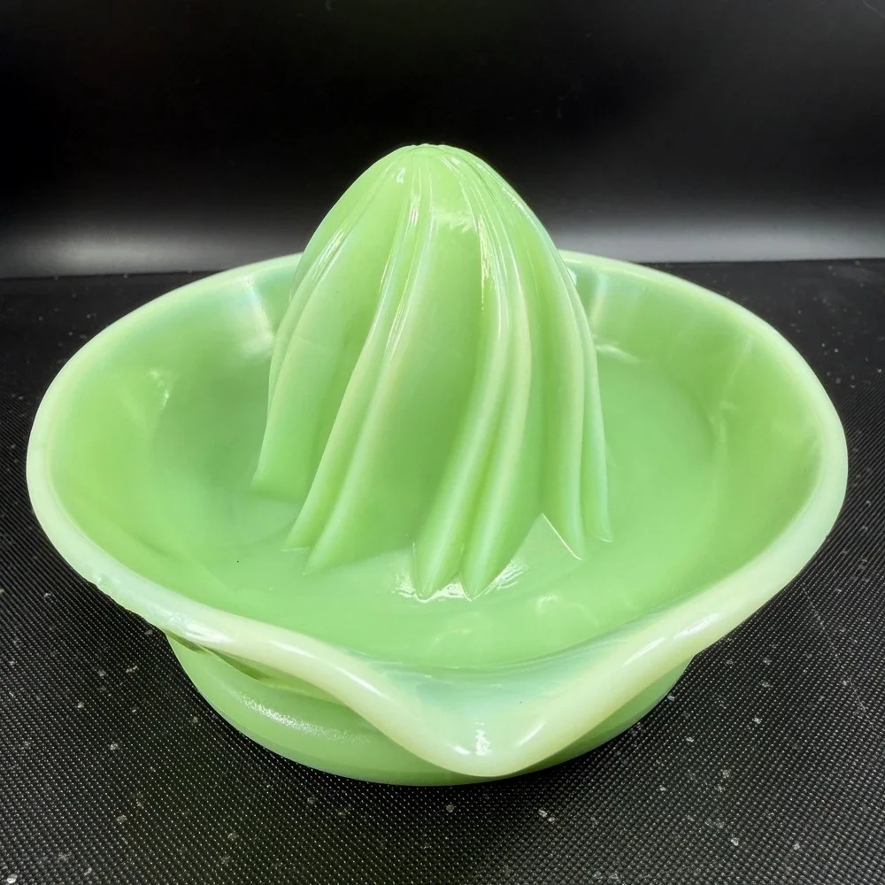 Vintage Jadeite Glass Citrus Juicer Reamer Green Milk Glass Ribbed 8 Inch